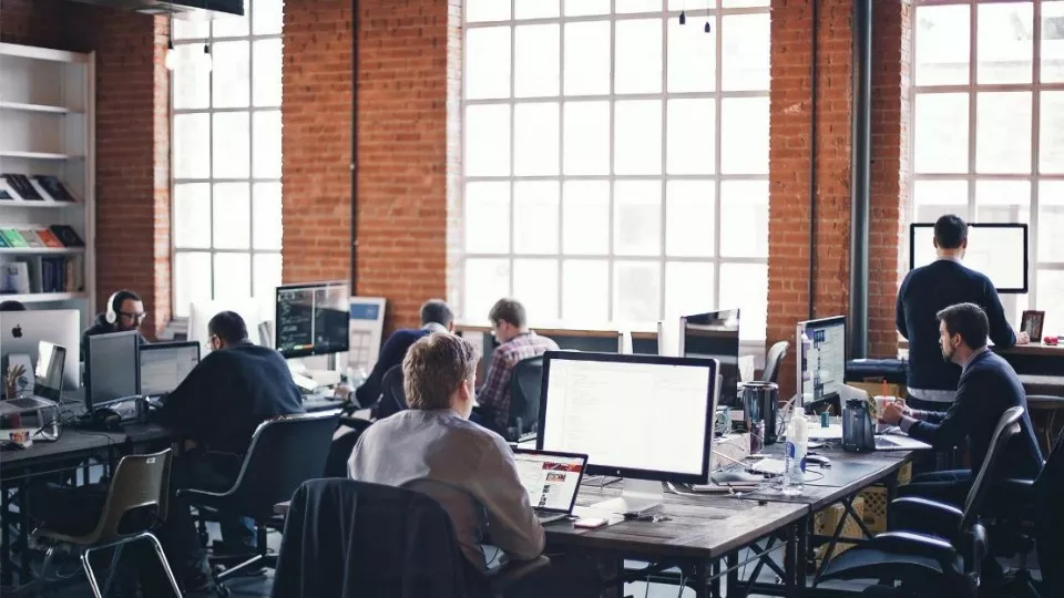 Как выбрать веб-студию в Ноябрьске по кейсам Как выбрать веб-студию в Ноябрьске по кейсам